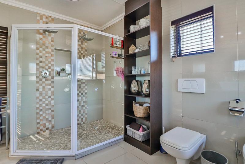 4 Bedroom Property for Sale in Island View Western Cape